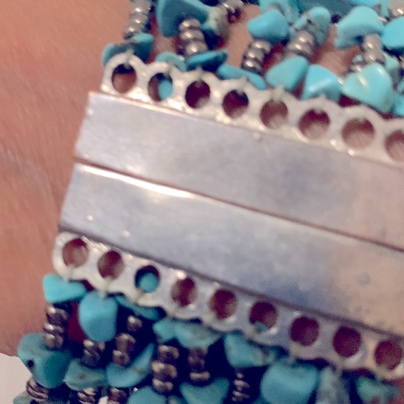 Turquoise & silver bracelet 9 stand , magnetic closure. - Picture 4 of 4